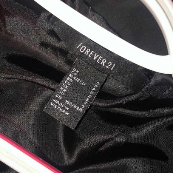 Reflective black cropped jacket - Picture 4 of 4